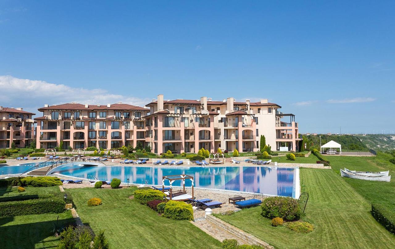 Sea View & Infinity Pool Apartments In Kaliakria Resort Baltsjik Eksteriør bilde