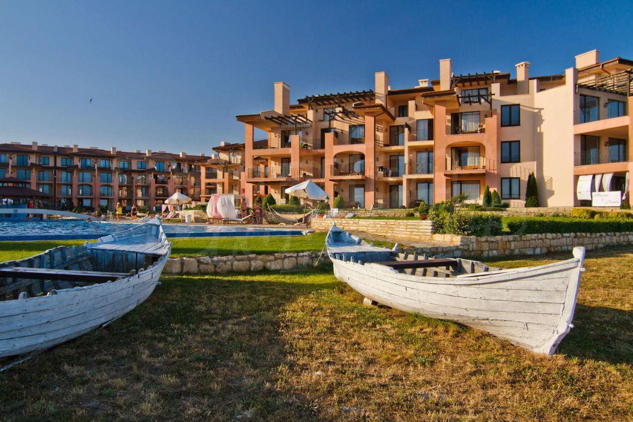 Sea View & Infinity Pool Apartments In Kaliakria Resort Baltsjik Eksteriør bilde