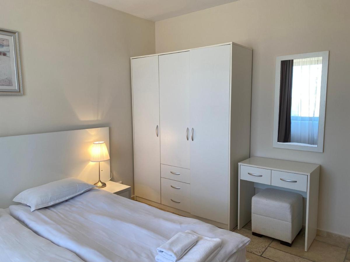 Sea View & Infinity Pool Apartments In Kaliakria Resort Baltsjik Eksteriør bilde