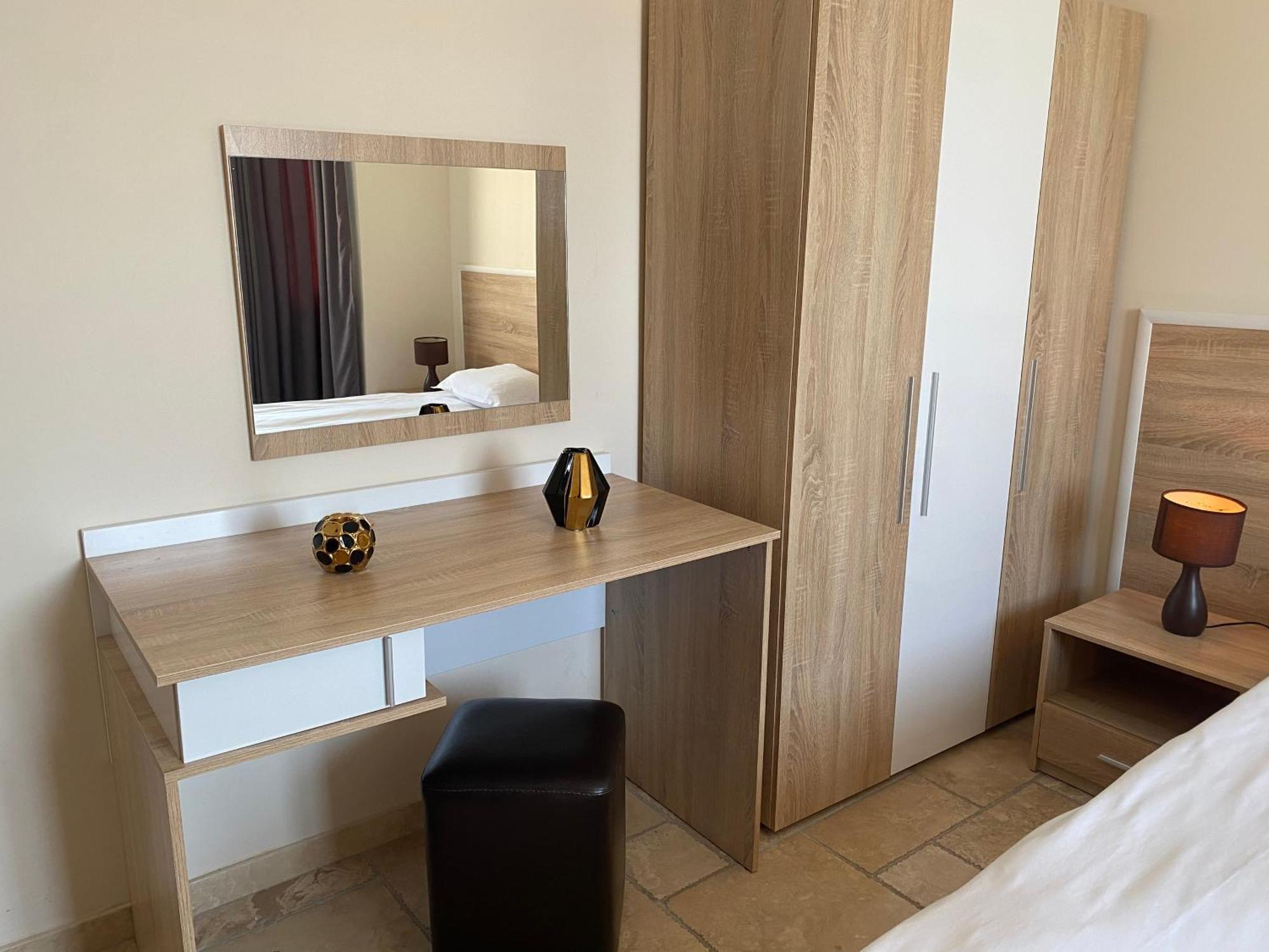 Sea View & Infinity Pool Apartments In Kaliakria Resort Baltsjik Eksteriør bilde